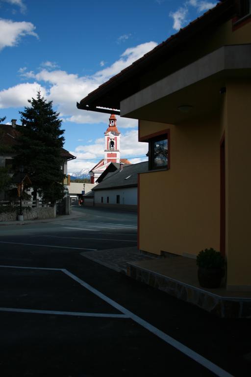 Guest House Klub Kovac Naklo Luaran gambar