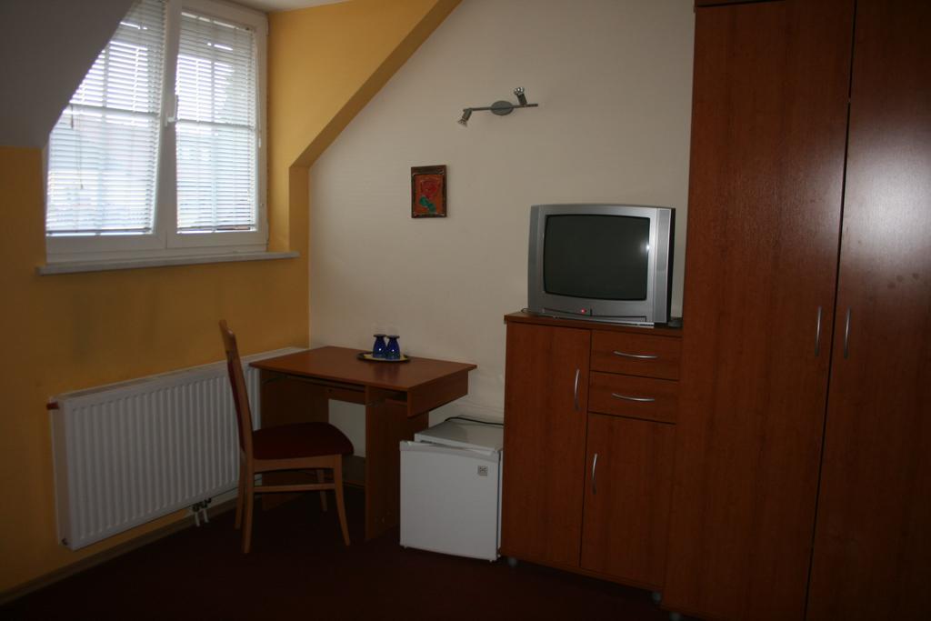 Guest House Klub Kovac Naklo Bilik gambar